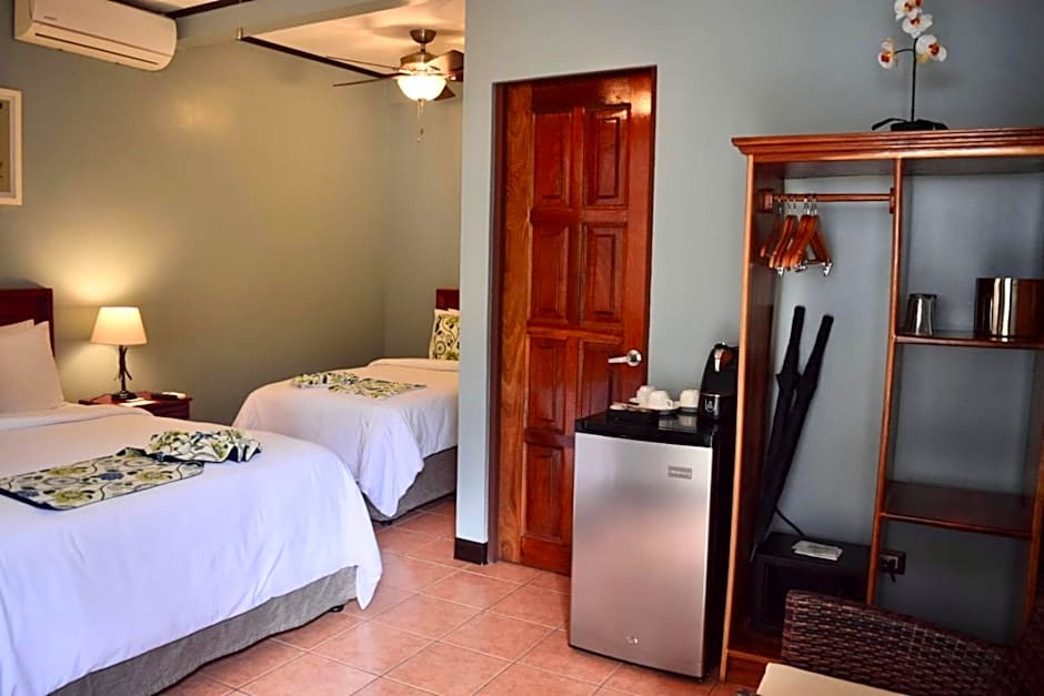 Hotel Playa Espadilla