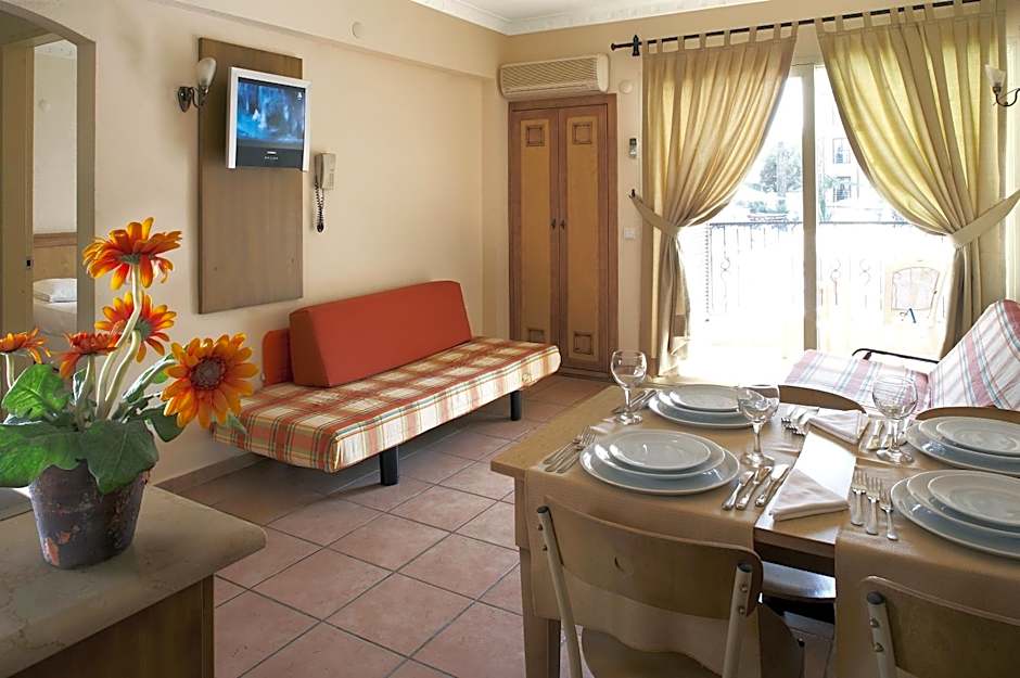 Club Anastasia - Family Hotel