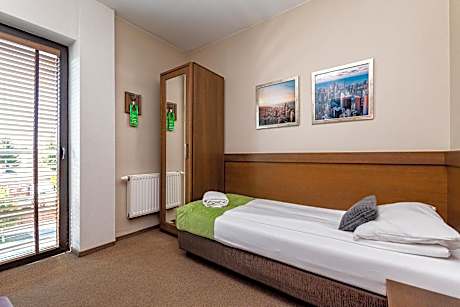 Standard Single Room with Shower