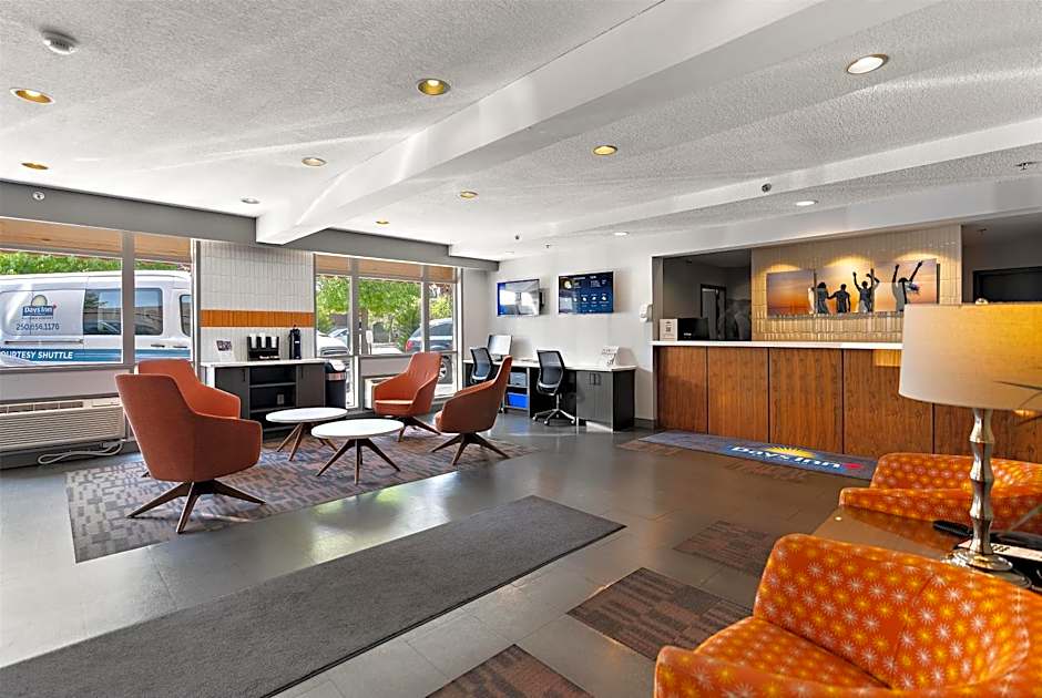 Days Inn by Wyndham Victoria Airport Sidney