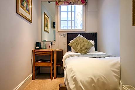 Small Single Room