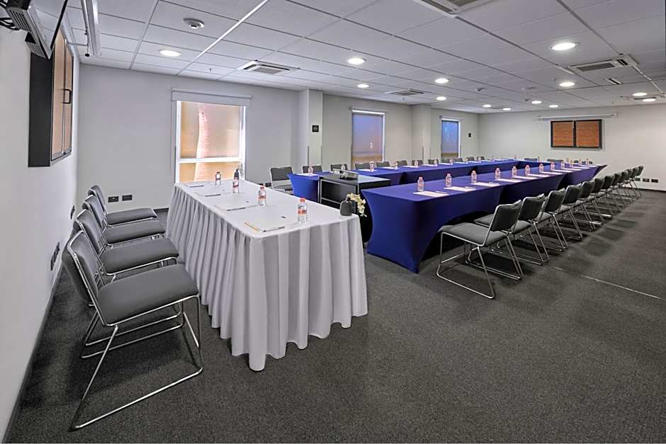 City Express by Marriott Querétaro Juríca