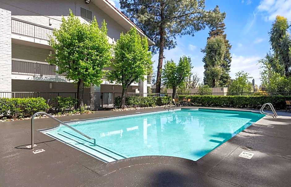 La Quinta Inn & Suites by Wyndham Stockton