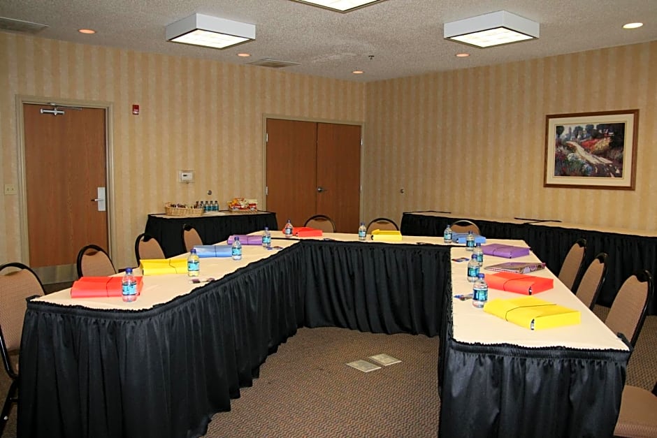 Hampton Inn Pittsburgh Area-Beaver Valley-Center Township