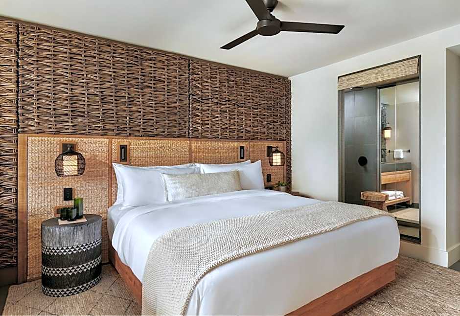 1 Hotel Hanalei Bay