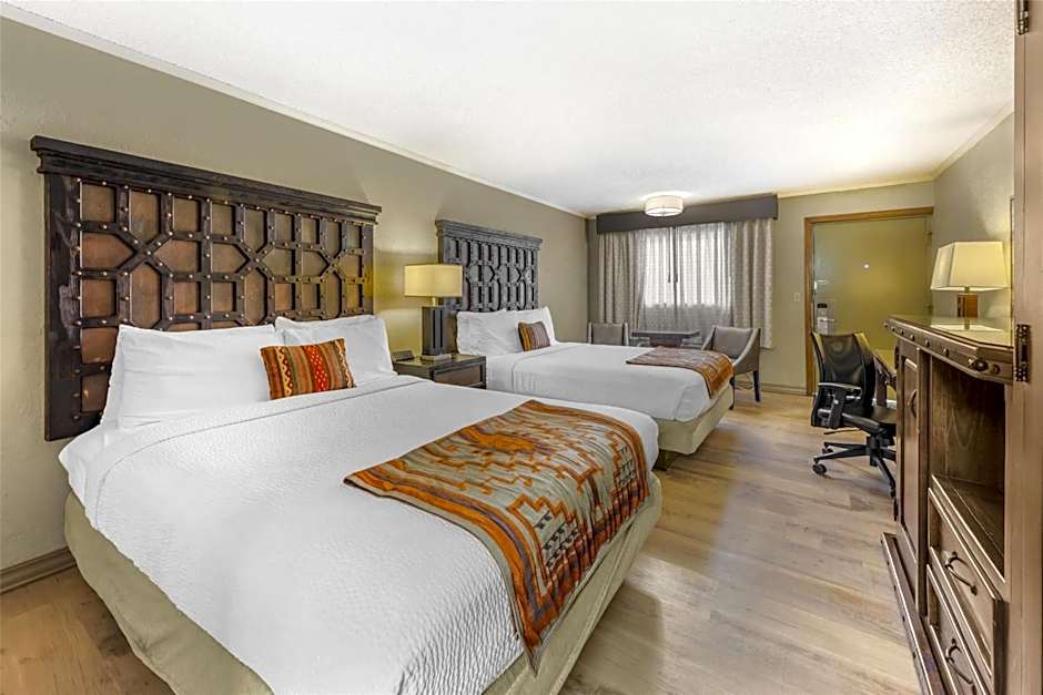 Photo 1 of 4 of 2 Queen Beds
