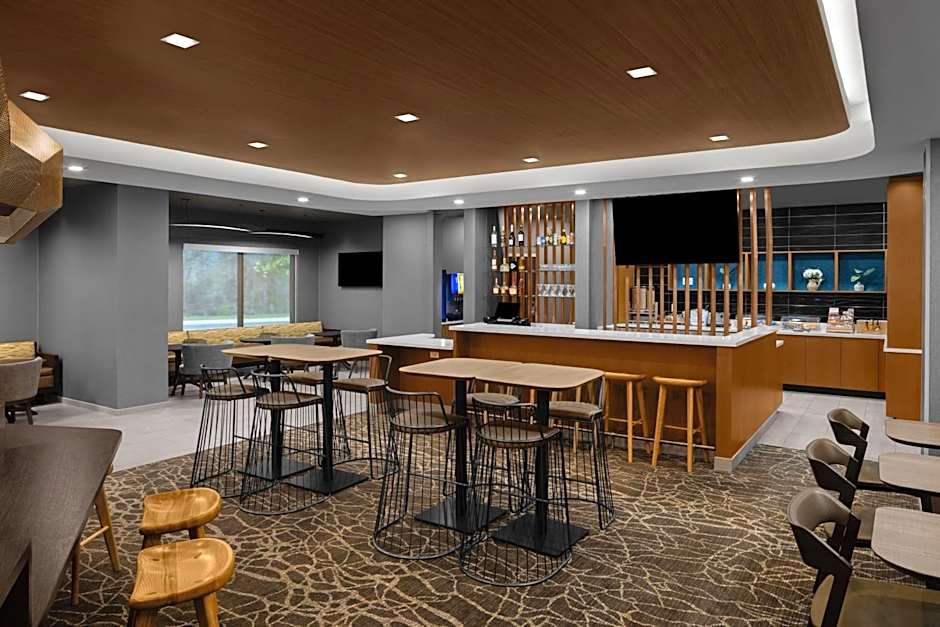 SpringHill Suites by Marriott Grand Rapids Airport Southeast