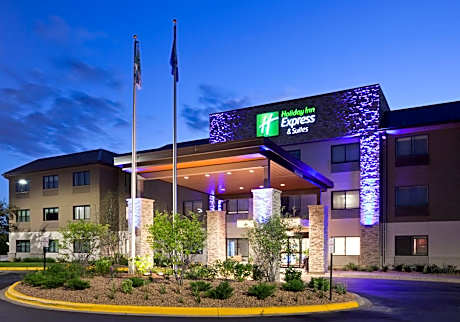 Holiday Inn Express Hotel & Suites Minneapolis-Golden Valley By IHG