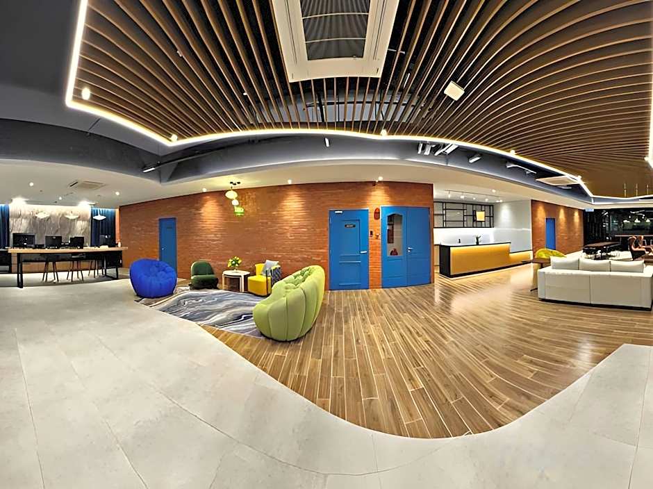 Le'genda Hotel