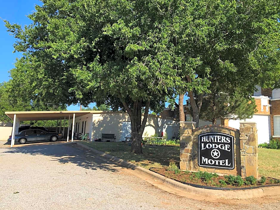 Hunters Lodge Motel