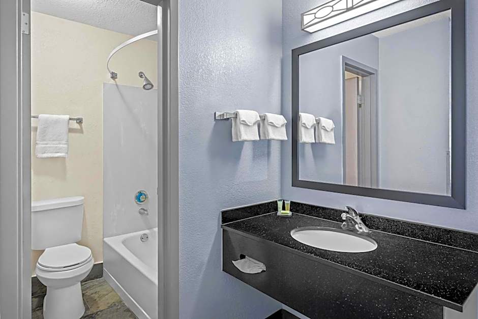 Days Inn by Wyndham Chattanooga/Hamilton Place