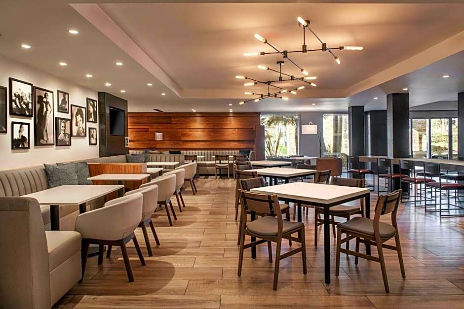 Four Points by Sheraton Los Angeles Westside