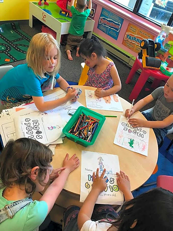 Elite Hotel -Downtown Center- "Ski & Northern light Tour" "Hot Spring Tour "Long-term stay"