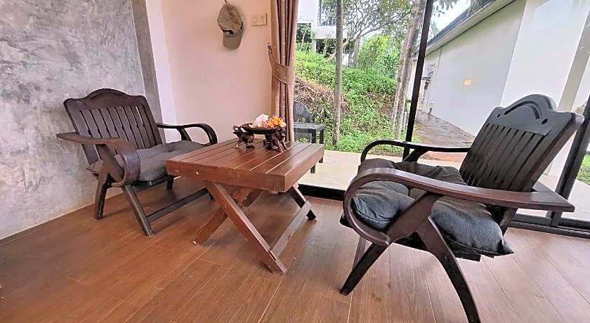 Sea Breeze @ Koh Mak