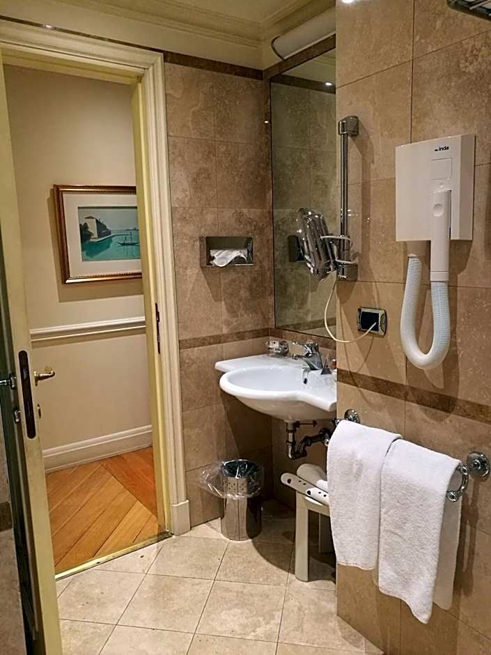 All Suites Torre Dell Orologio