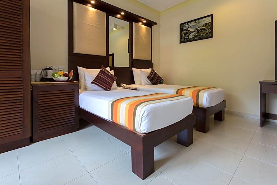 Oak Ray Serene Garden Hotel