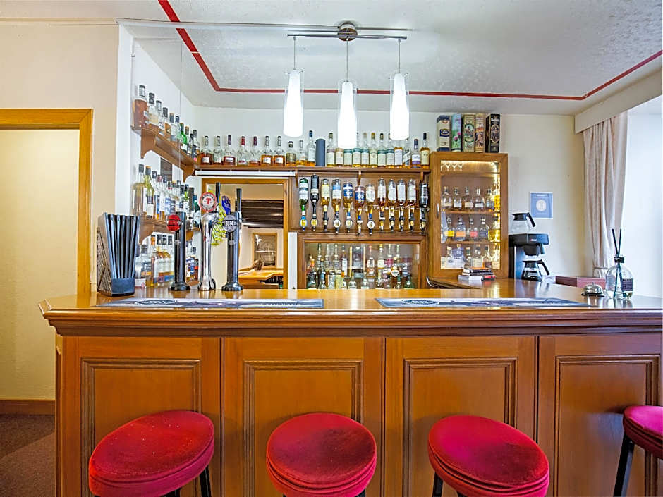 OYO Eastbank Hotel, Speyside Scotland