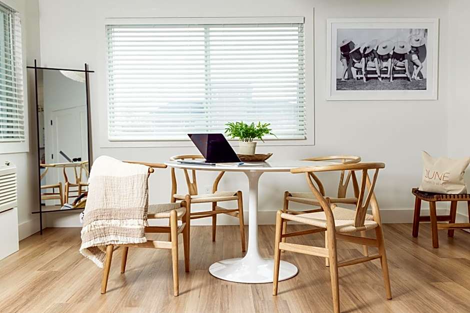 DUNE Fairfield Beach