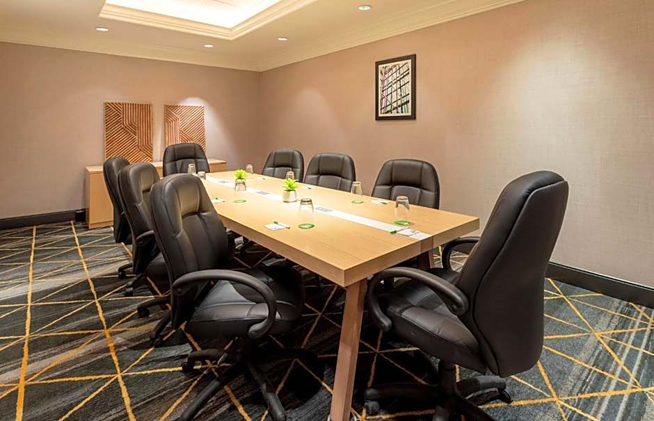 Holiday Inn Hotel & Suites Maple Grove Northwest Minneapolis-Arbor Lakes By IHG
