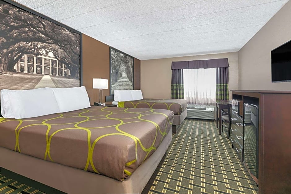 Super 8 by Wyndham Grand Prairie North