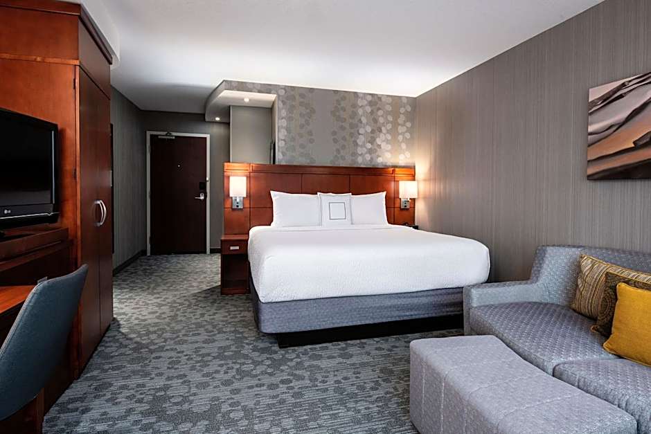 Courtyard by Marriott Edmonton West