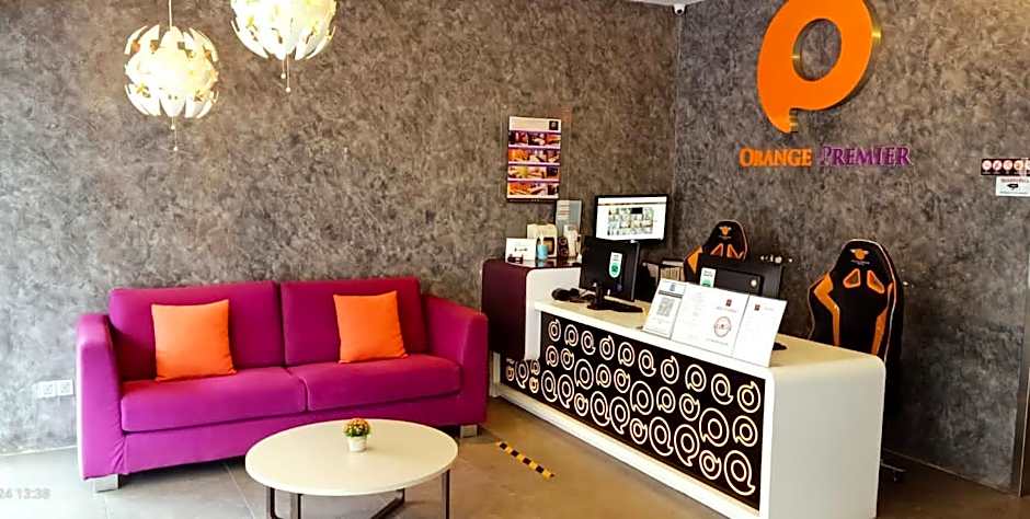 Orange Premier Hotel Taman Segar