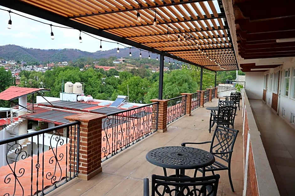 Hotel Tierras Blancas