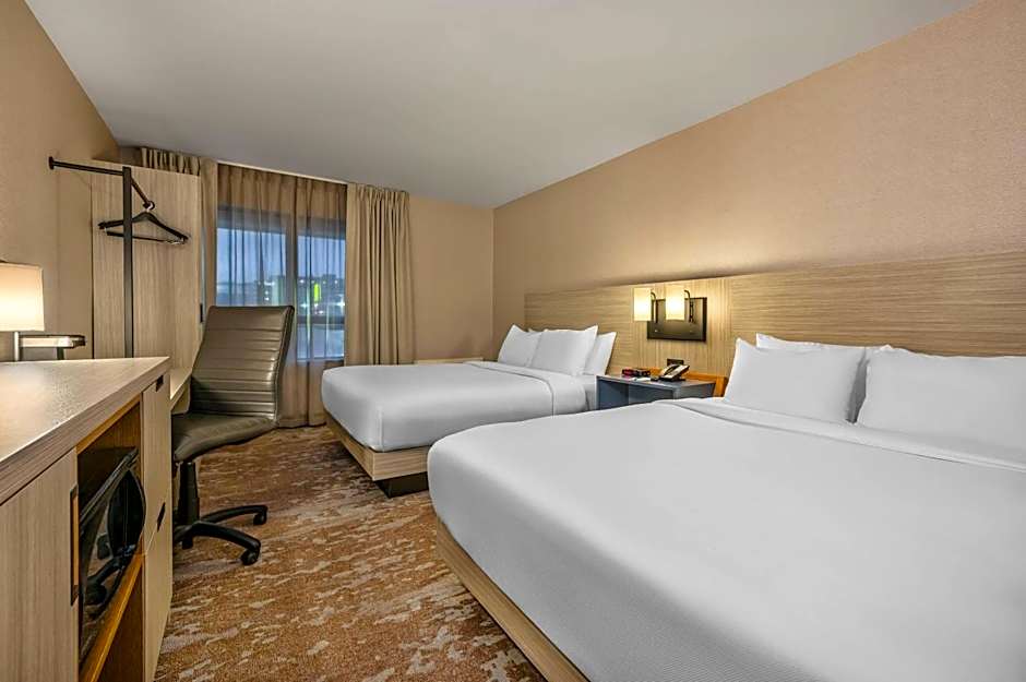 Comfort Inn Ancienne-Lorette - Quebec Airport