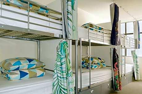 Bed in 6-Bed Mixed Dormitory Room