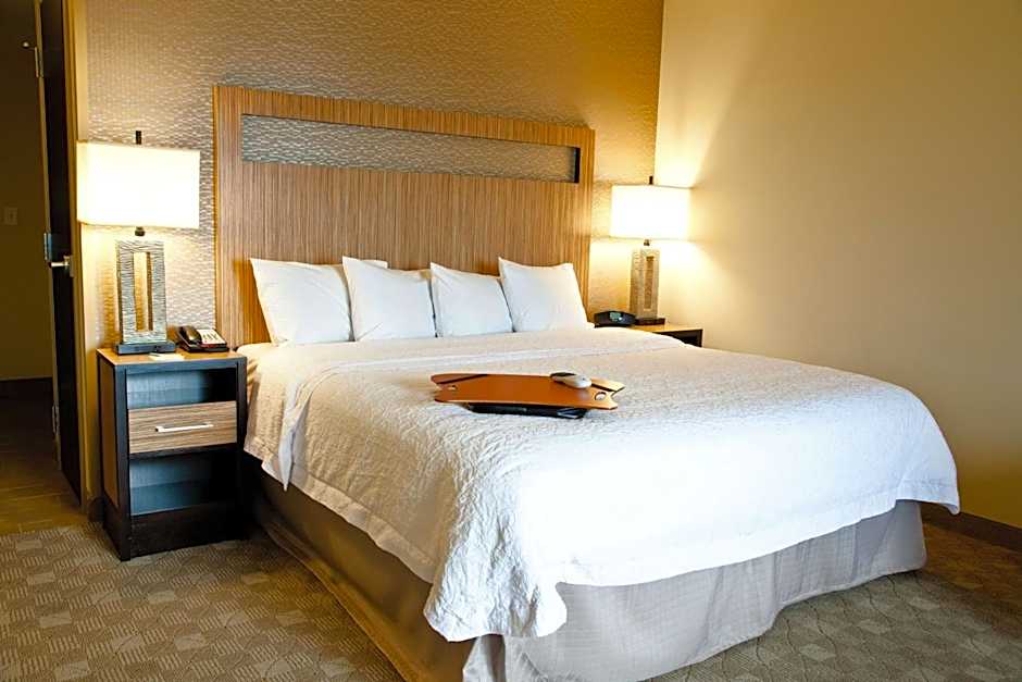 Hampton Inn By Hilton And Suites Salinas