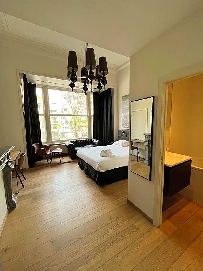 Hotel Le Parisien