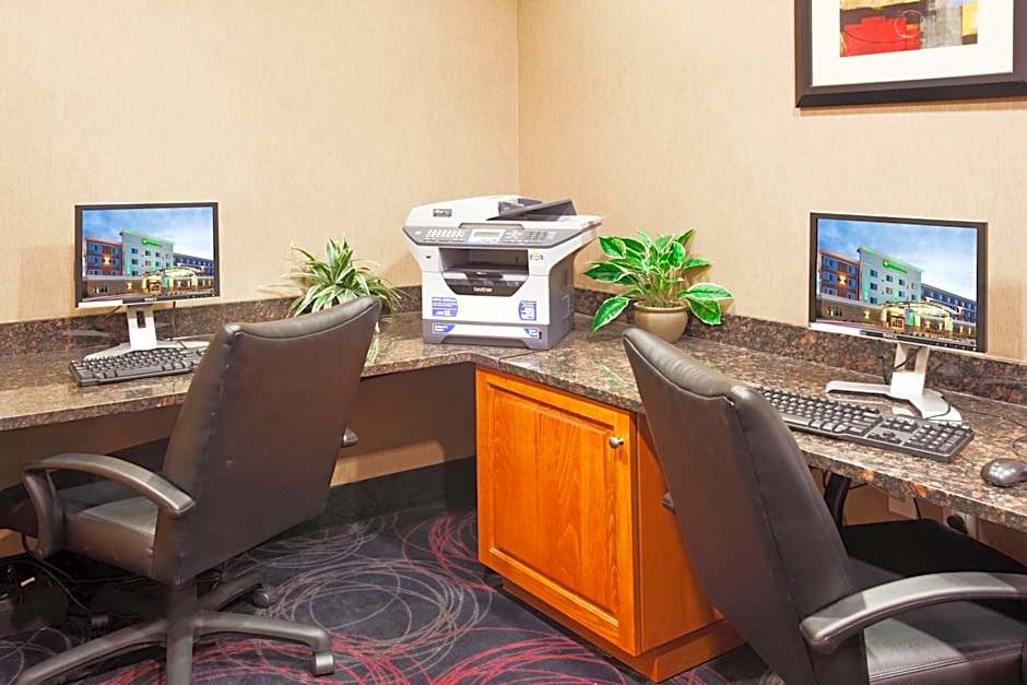 Holiday Inn Hotel & Suites Grand Junction-Airport By IHG
