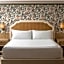 The Stoneleigh, Autograph Collection