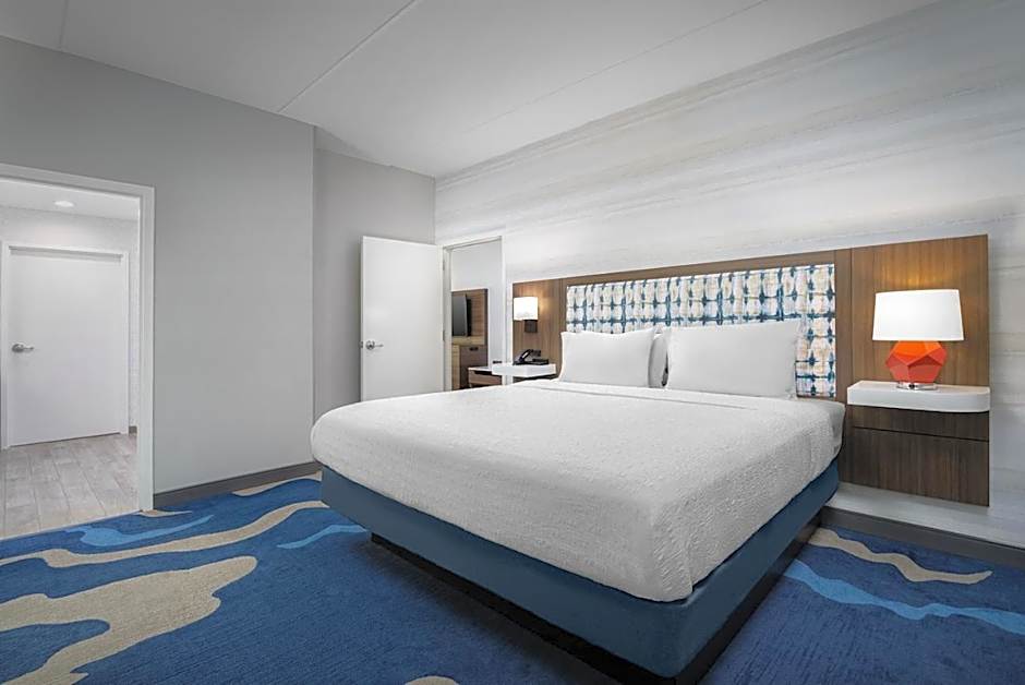 Hampton Inn & Suites Naples South