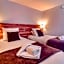Brit Hotel Confort Pau Lons