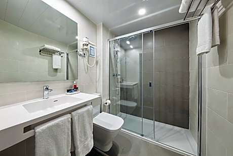 Small Twin Room