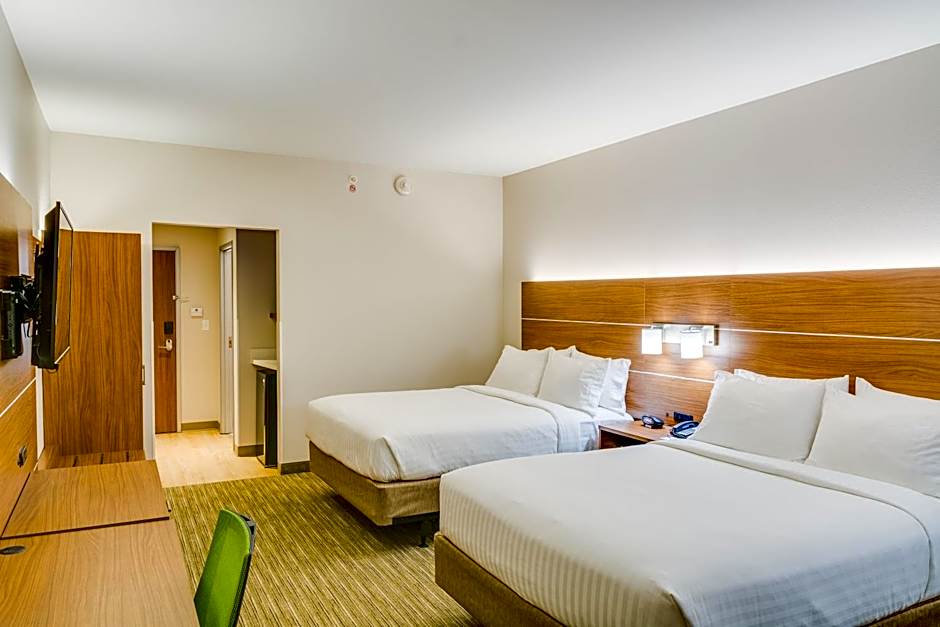Holiday Inn Express & Suites Russellville By IHG