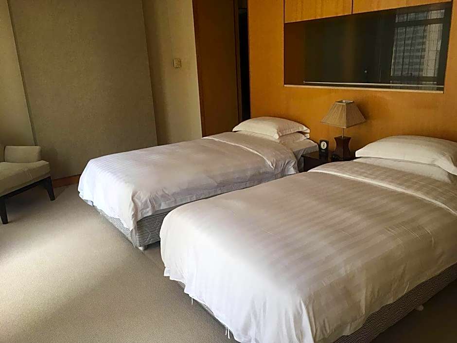 Photo 1 of 11 of Executive 2 Beds Suite