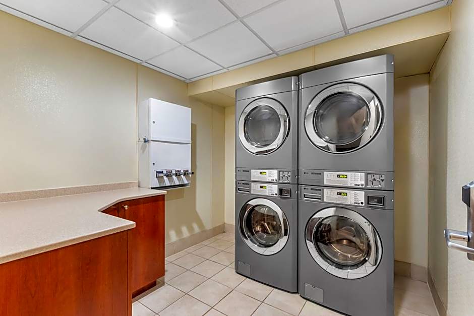 Econo Lodge Woodbridge