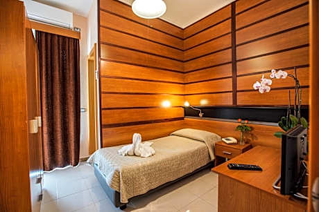 Single Room with Balcony