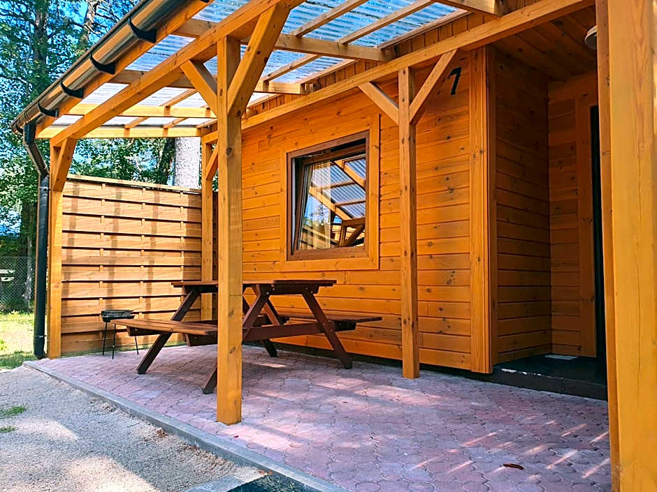 Domki Letniskowe Korona