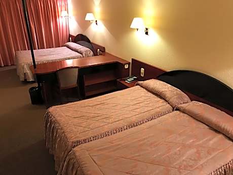 Economy Quadruple Room