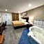 Perth Plaza Inn & Suites