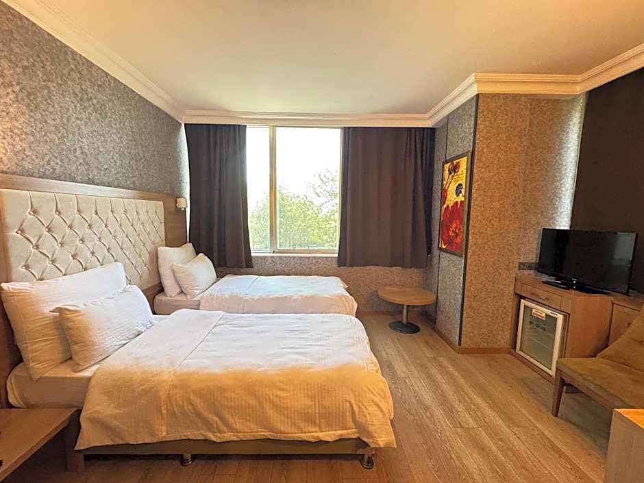 Lounge Hotel