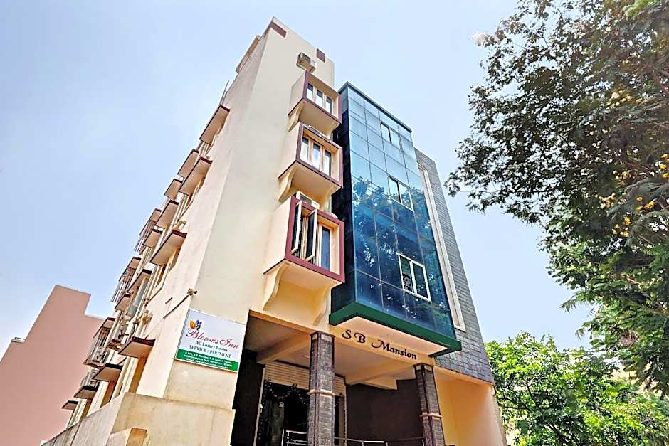 Blooms Inn By OYO – Bangalore, MN