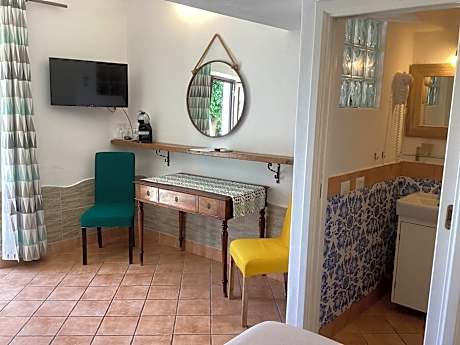 Basic Triple Room