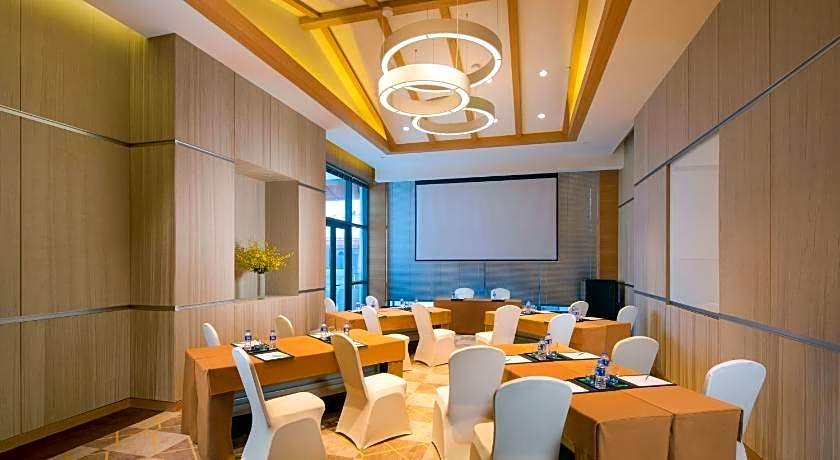 Holiday Inn Kunshan Huaqiao By IHG