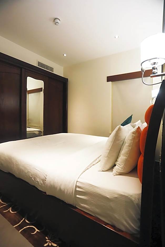 Naylover Hotel Suites