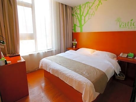 GTI - 1 Bed Guest Room, Electronic Sports