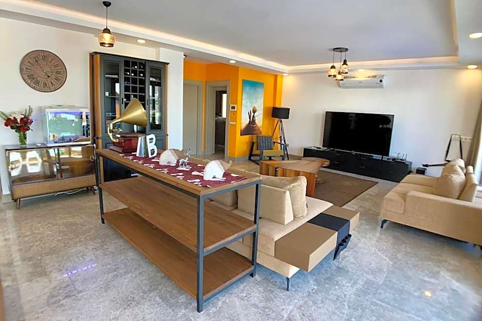 Ultra Luxury Private Villa with Swimming Pool